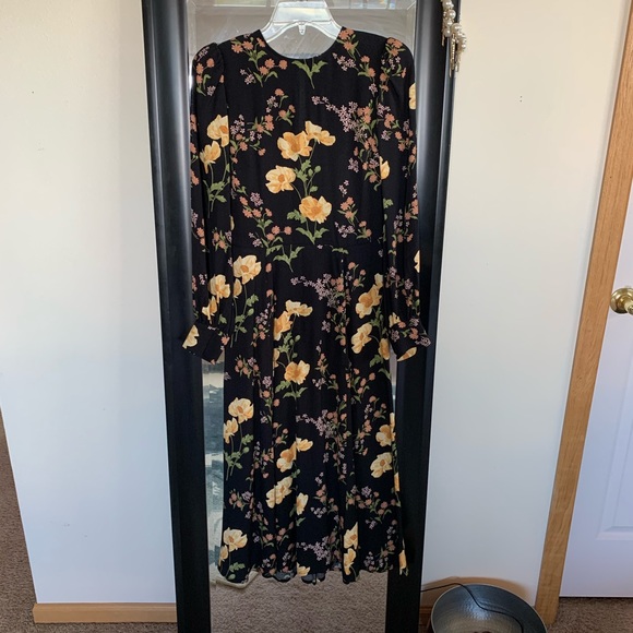 Reformation Creed Dress - Picture 3 of 8